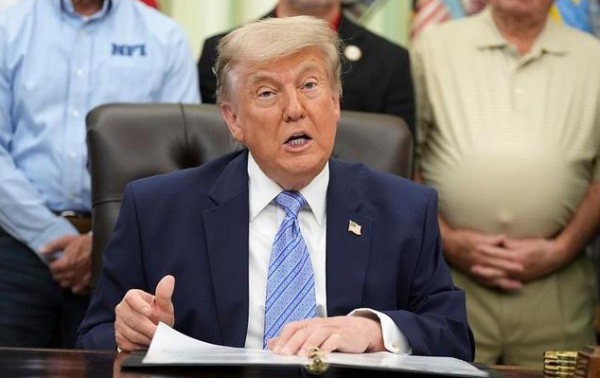 http://img-cdn.mall.lingtong.info/uploads/assets/images/{A4C8CF2F-AFB6-CA33-71DB-6C2DF515D519}.png